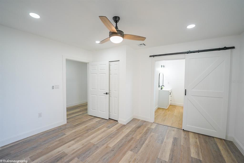 Active With Contract: $399,000 (3 beds, 3 baths, 1789 Square Feet)