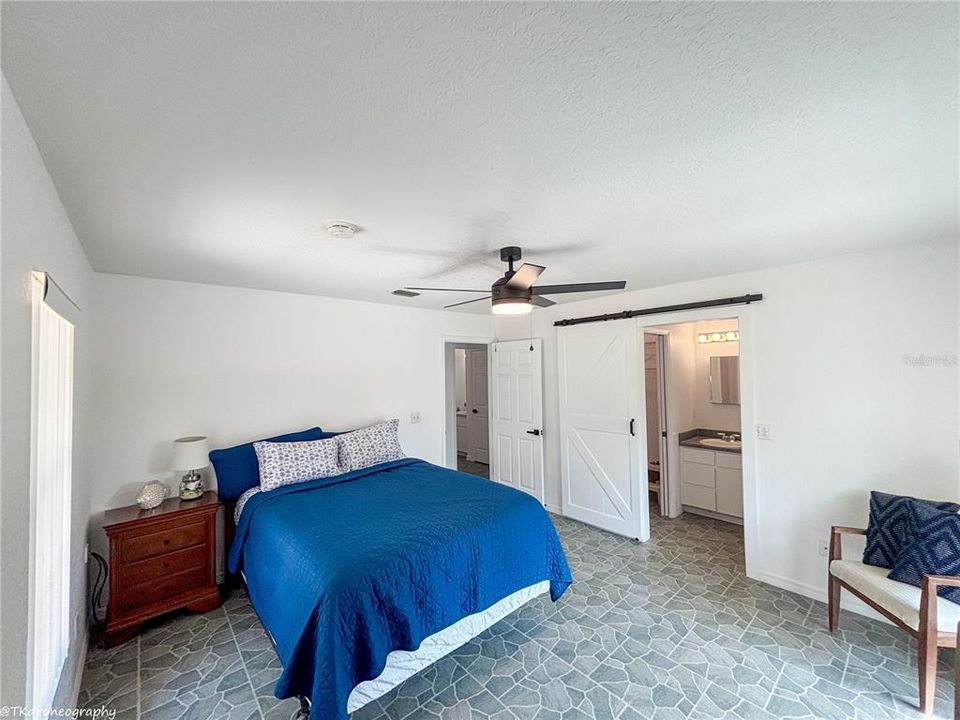 Active With Contract: $399,000 (3 beds, 3 baths, 1789 Square Feet)