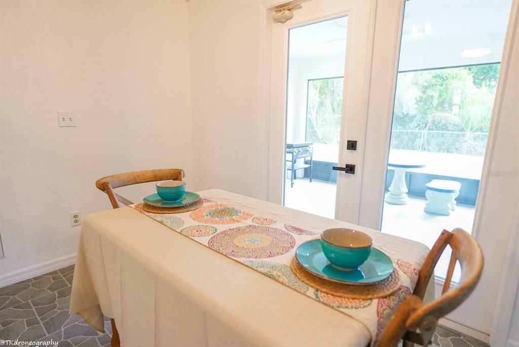 Active With Contract: $399,000 (3 beds, 3 baths, 1789 Square Feet)