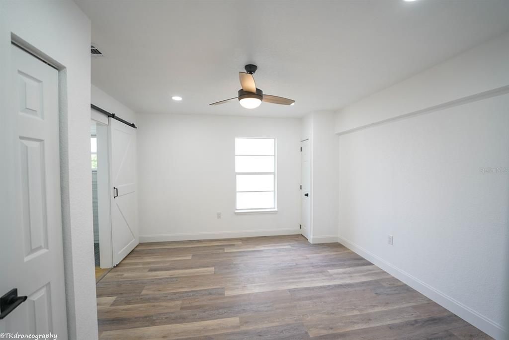 Active With Contract: $399,000 (3 beds, 3 baths, 1789 Square Feet)