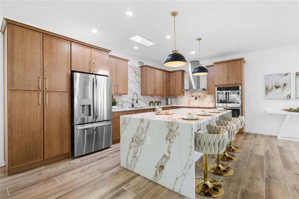 En Renta: $12,000 (4 camas, 3 baños, 2450 Pies cuadrados)