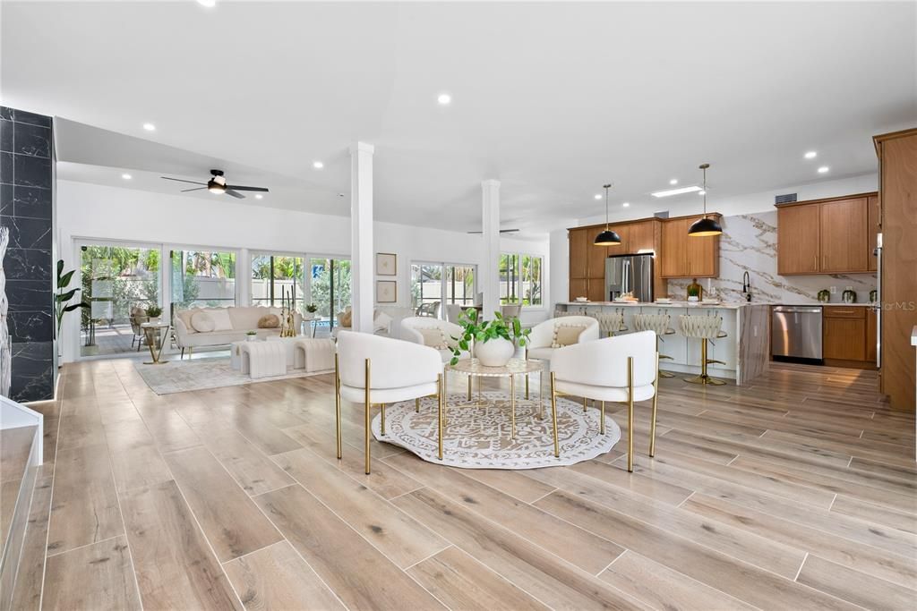 En Renta: $12,000 (4 camas, 3 baños, 2450 Pies cuadrados)