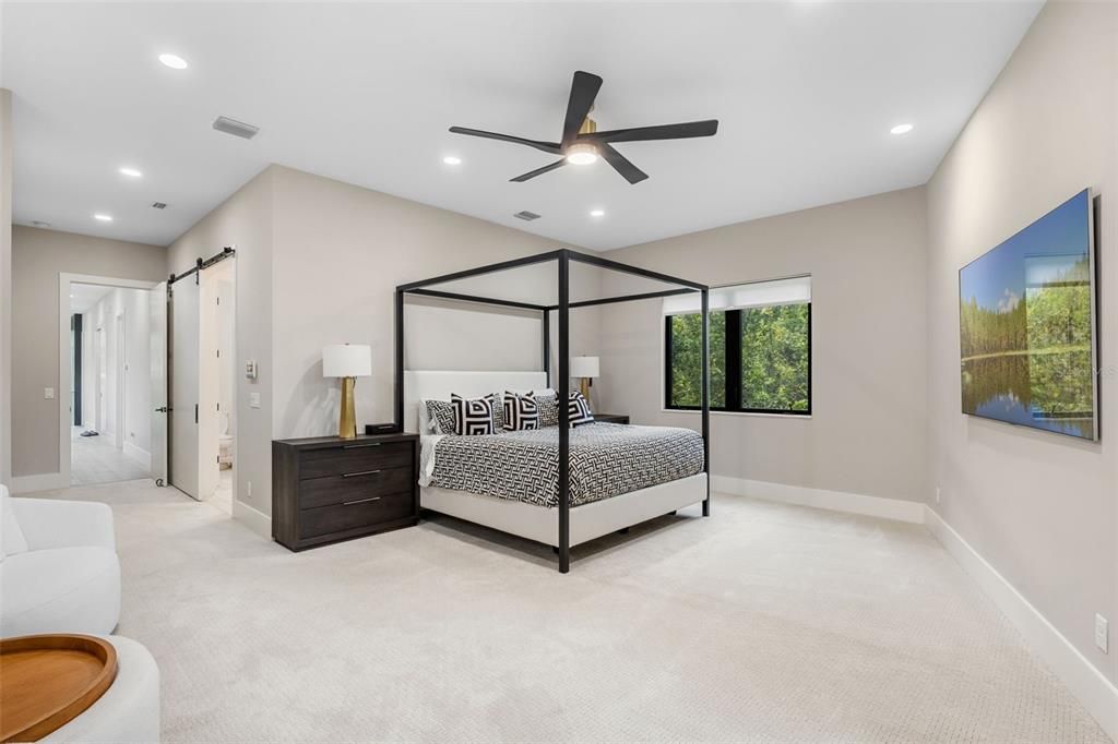 Active With Contract: $1,599,000 (3 beds, 4 baths, 2964 Square Feet)