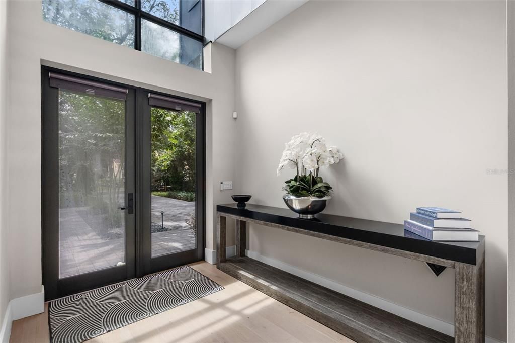 Active With Contract: $1,599,000 (3 beds, 4 baths, 2964 Square Feet)