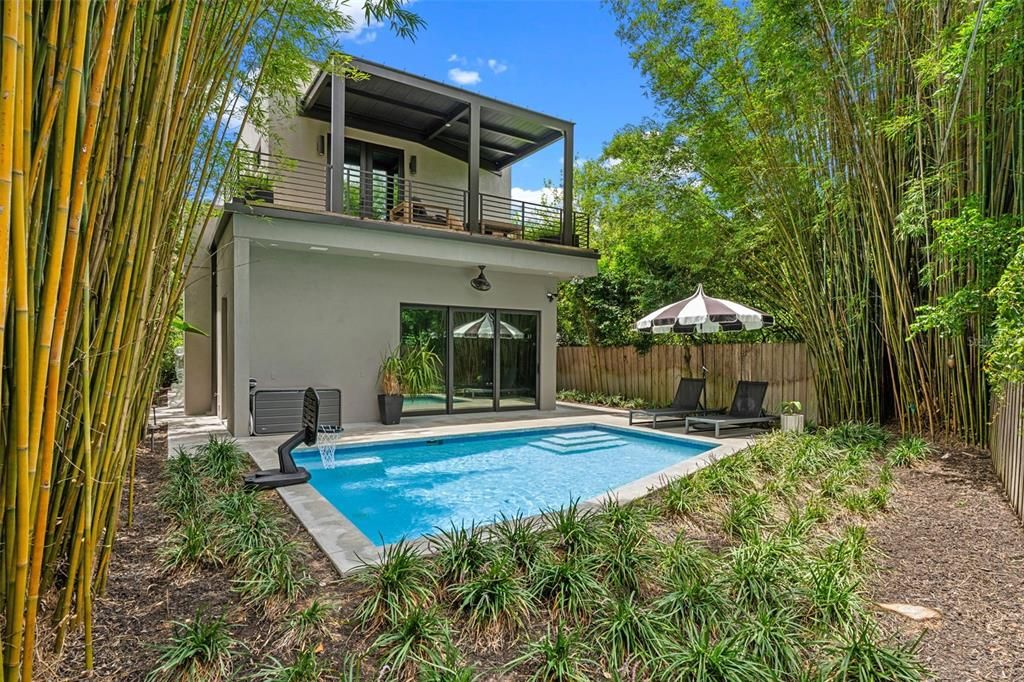 Active With Contract: $1,599,000 (3 beds, 4 baths, 2964 Square Feet)