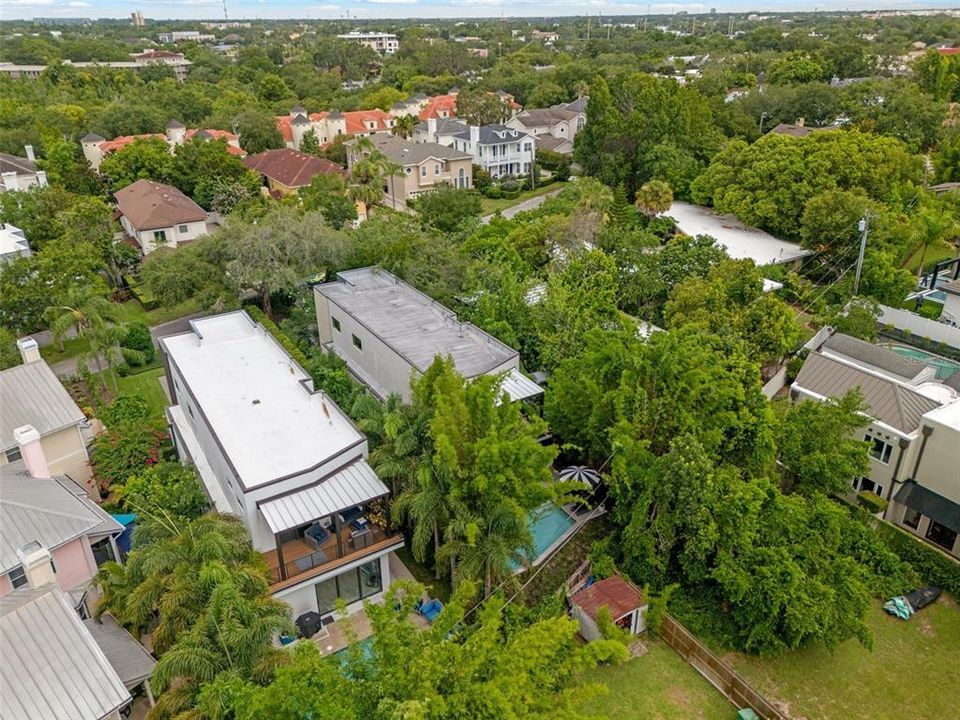 Active With Contract: $1,599,000 (3 beds, 4 baths, 2964 Square Feet)