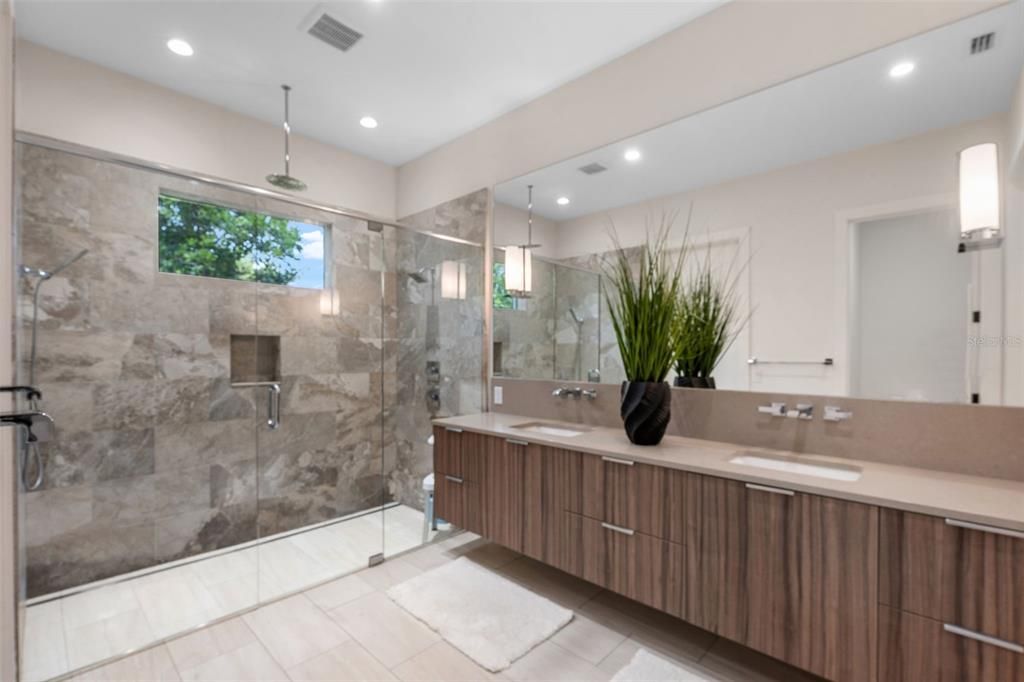 Active With Contract: $1,599,000 (3 beds, 4 baths, 2964 Square Feet)