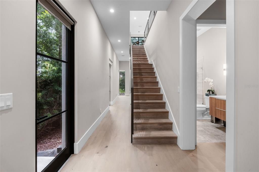 Active With Contract: $1,599,000 (3 beds, 4 baths, 2964 Square Feet)