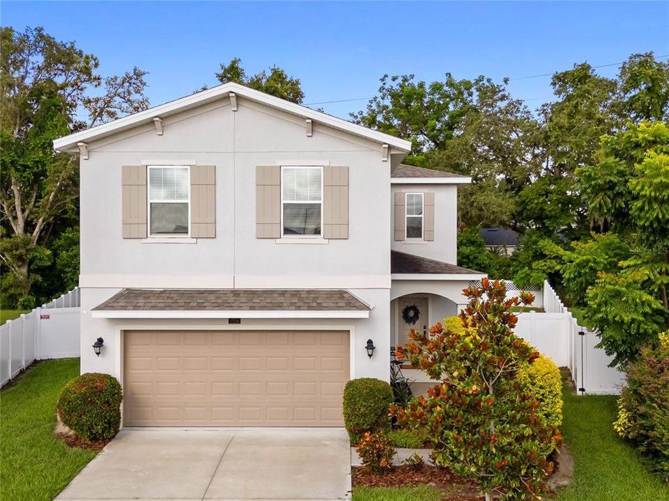 最近售出: $450,000 (3 贝兹, 2 浴室, 1986 平方英尺)