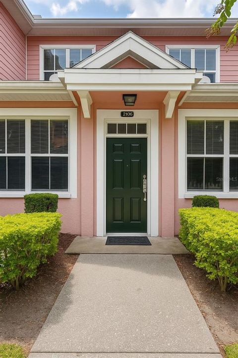 Recently Rented: $1,695 (3 beds, 2 baths, 1296 Square Feet)