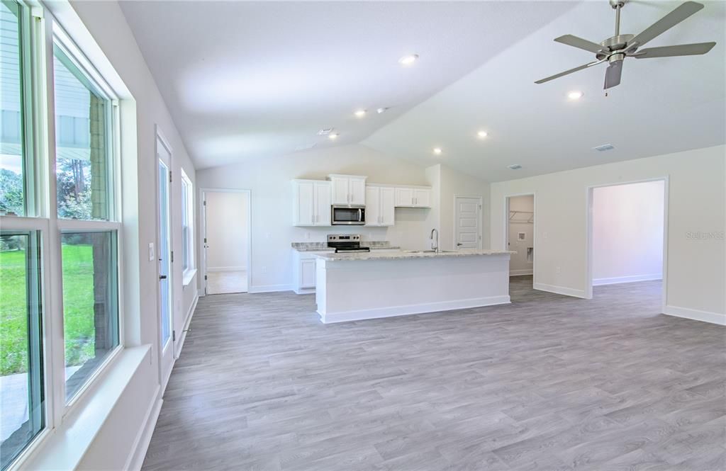 Active With Contract: $355,300 (4 beds, 3 baths, 2117 Square Feet)