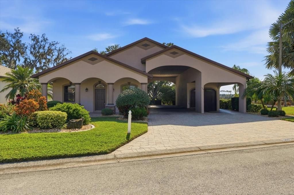 For Sale: $545,000 (2 beds, 2 baths, 1945 Square Feet)