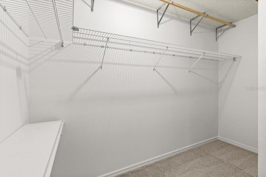 Active With Contract: $359,900 (3 beds, 2 baths, 1810 Square Feet)