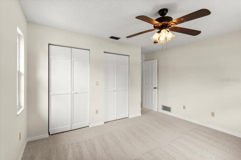 Active With Contract: $359,900 (3 beds, 2 baths, 1810 Square Feet)