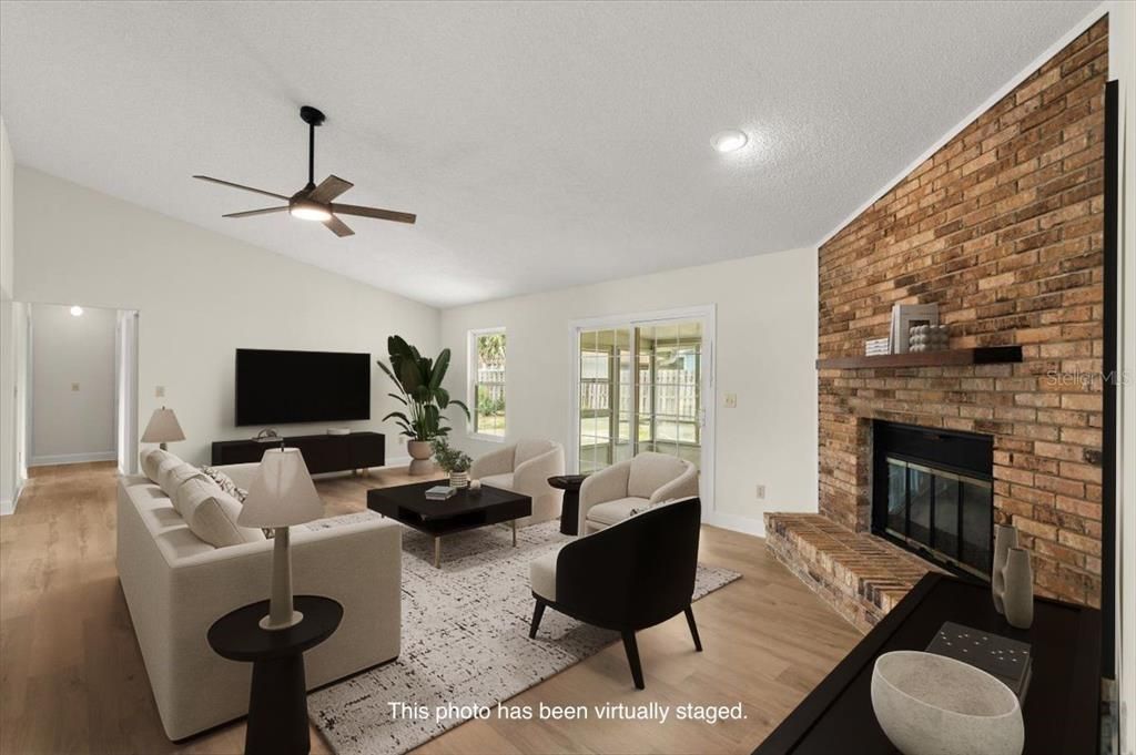 Active With Contract: $359,900 (3 beds, 2 baths, 1810 Square Feet)