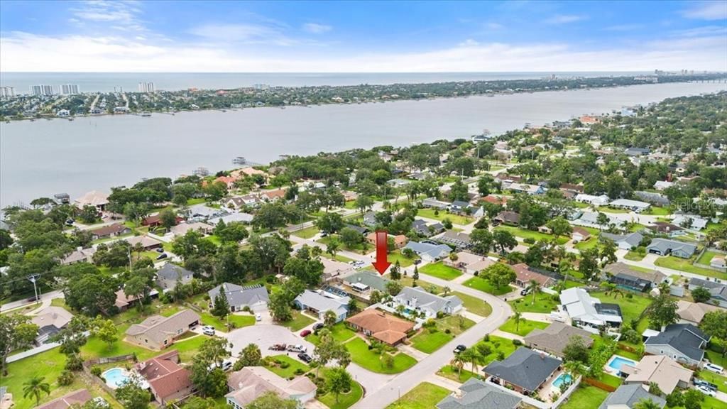 Active With Contract: $359,900 (3 beds, 2 baths, 1810 Square Feet)