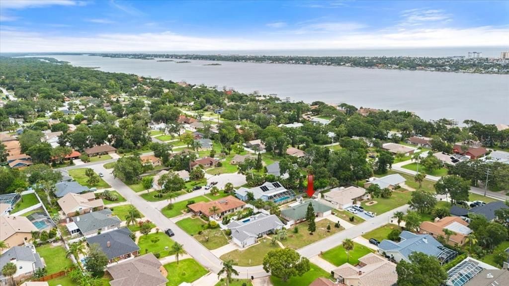 Active With Contract: $359,900 (3 beds, 2 baths, 1810 Square Feet)