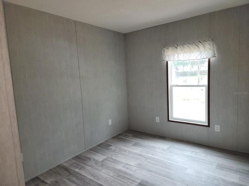 Active With Contract: $185,000 (4 beds, 2 baths, 1456 Square Feet)