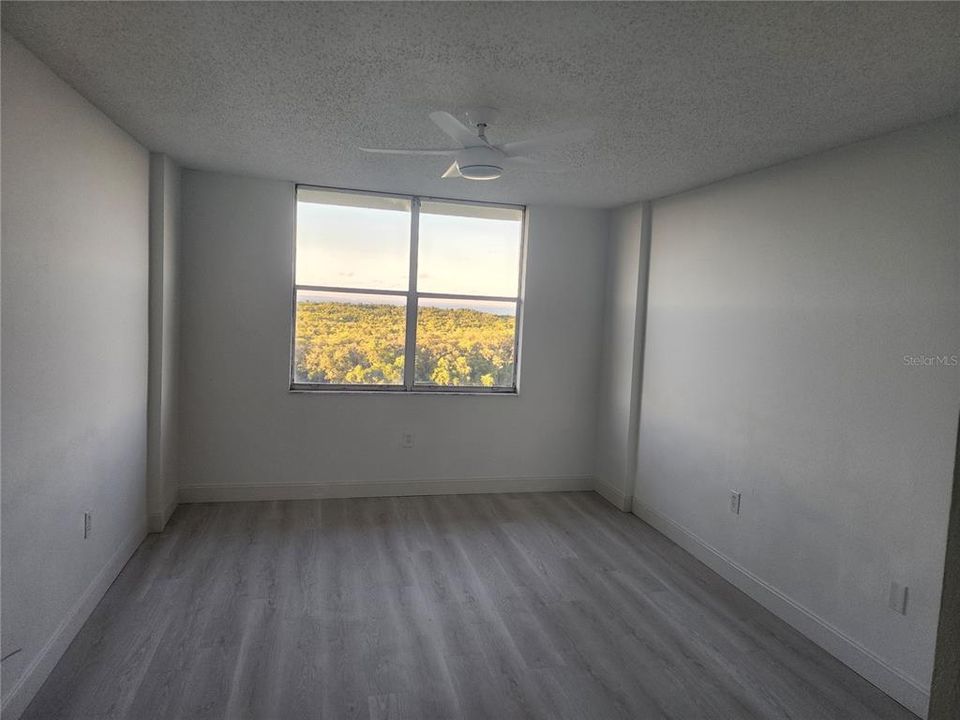 En Venta: $239,900 (2 camas, 2 baños, 1075 Pies cuadrados)