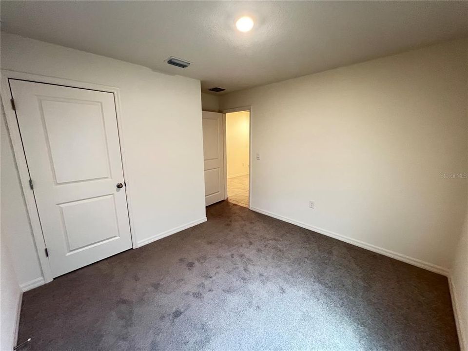 For Rent: $1,899 (4 beds, 2 baths, 1828 Square Feet)