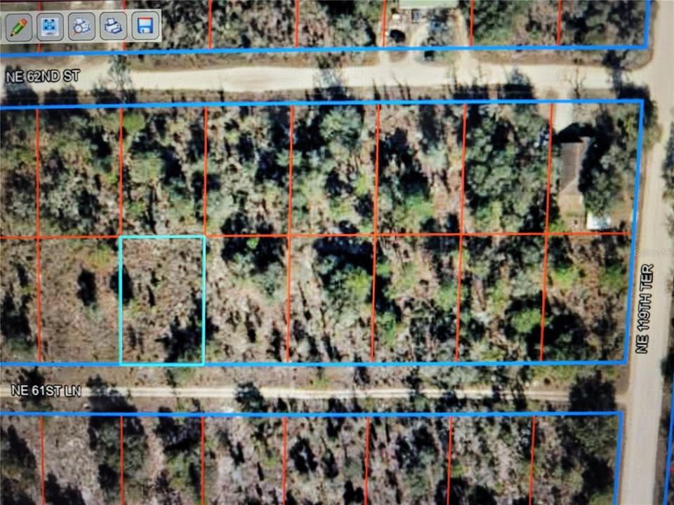 На продажу: $17,900 (0.23 acres)