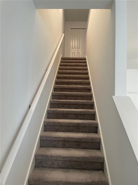 合同活跃: $1,950 (3 贝兹, 2 浴室, 1634 平方英尺)