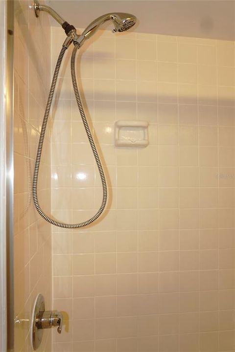 For Sale: $124,900 (2 beds, 1 baths, 768 Square Feet)