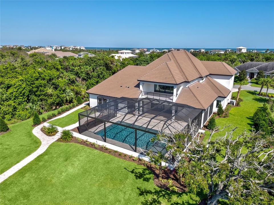 For Sale: $3,890,000 (6 beds, 6 baths, 6672 Square Feet)