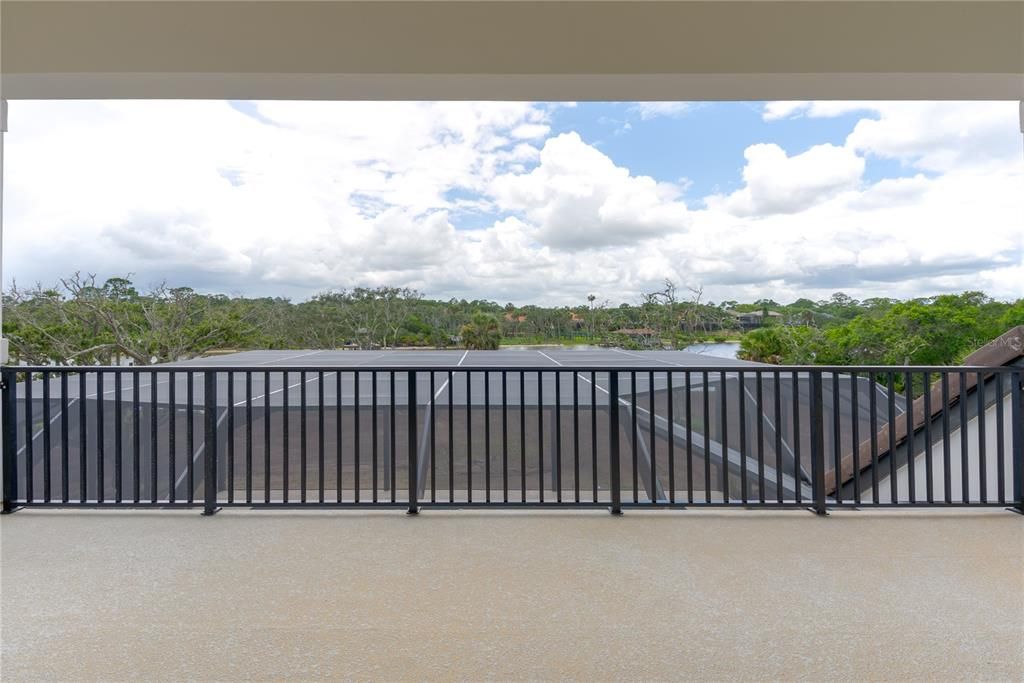 For Sale: $3,890,000 (6 beds, 6 baths, 6672 Square Feet)