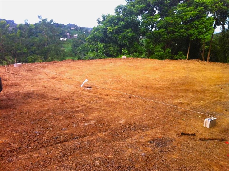 待售: $130,000 (1.17 acres)