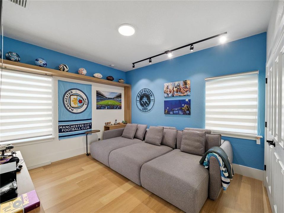 For Sale: $3,150,000 (4 beds, 4 baths, 3479 Square Feet)