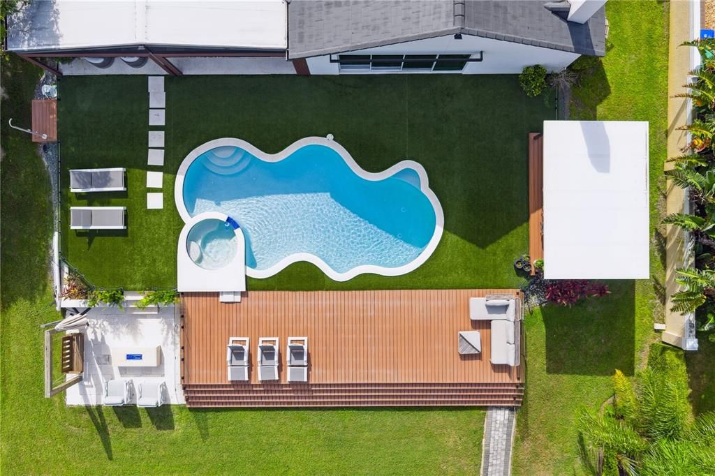 For Sale: $3,150,000 (4 beds, 4 baths, 3479 Square Feet)