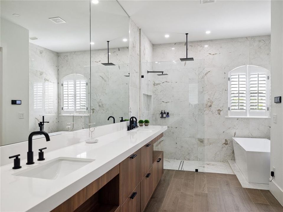 For Sale: $3,150,000 (4 beds, 4 baths, 3479 Square Feet)