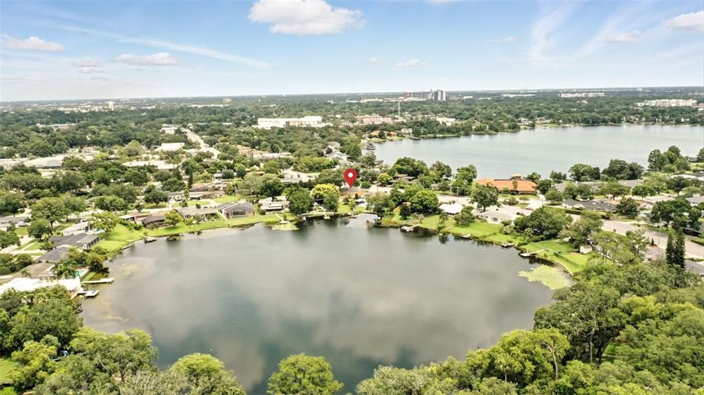 En Venta: $1,150,000 (4 camas, 3 baños, 2758 Pies cuadrados)