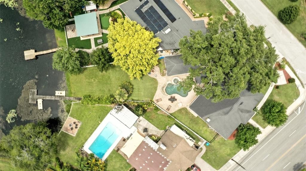 En Venta: $1,150,000 (4 camas, 3 baños, 2758 Pies cuadrados)