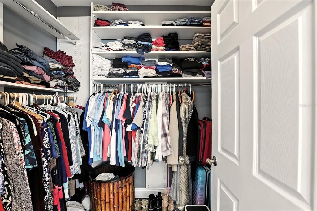 En Venta: $1,150,000 (4 camas, 3 baños, 2758 Pies cuadrados)