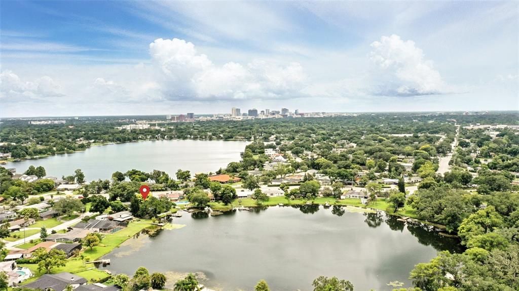 En Venta: $1,150,000 (4 camas, 3 baños, 2758 Pies cuadrados)