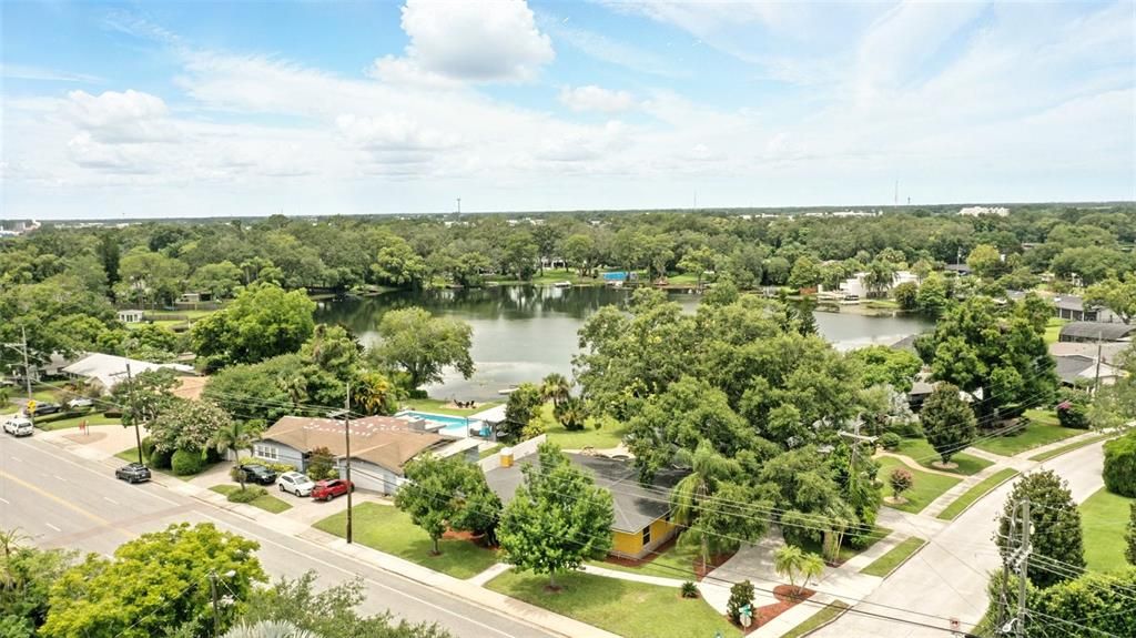 En Venta: $1,150,000 (4 camas, 3 baños, 2758 Pies cuadrados)