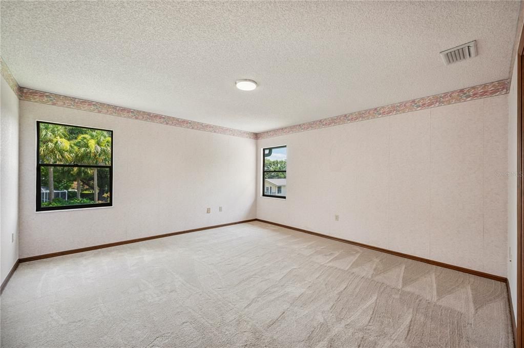 Active With Contract: $489,900 (3 beds, 2 baths, 2489 Square Feet)