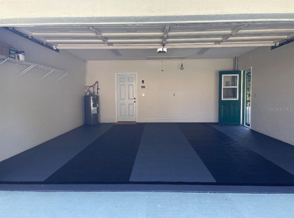 Active With Contract: $489,900 (3 beds, 2 baths, 2489 Square Feet)