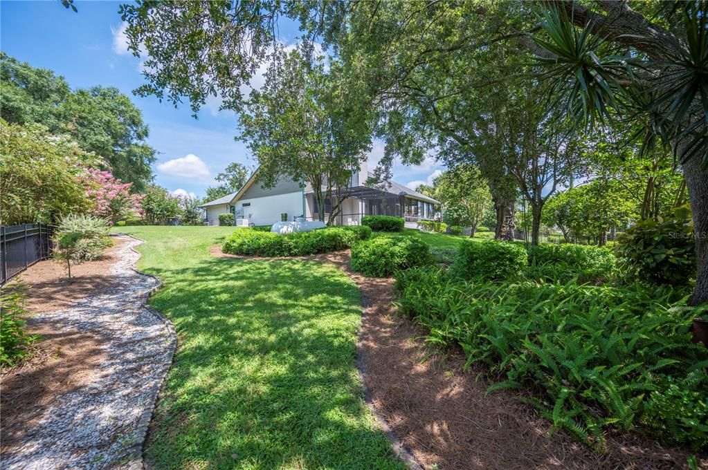 Active With Contract: $489,900 (3 beds, 2 baths, 2489 Square Feet)