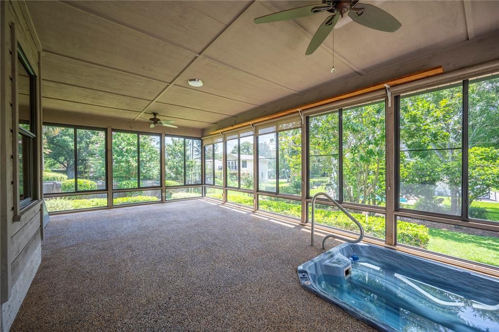 Active With Contract: $489,900 (3 beds, 2 baths, 2489 Square Feet)