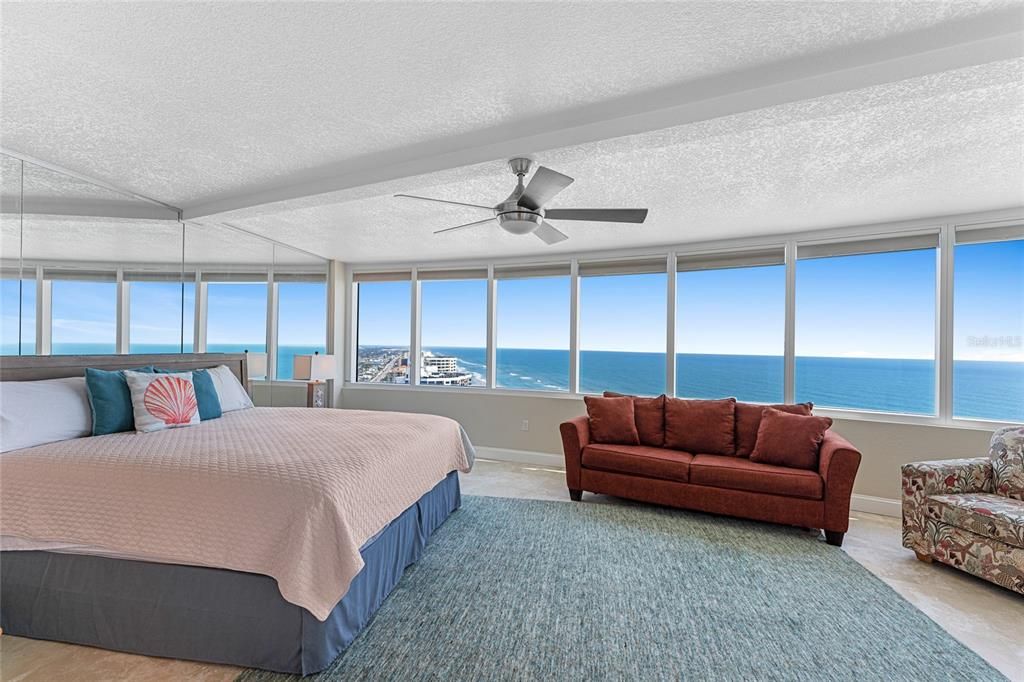 For Sale: $1,450,000 (3 beds, 4 baths, 3400 Square Feet)