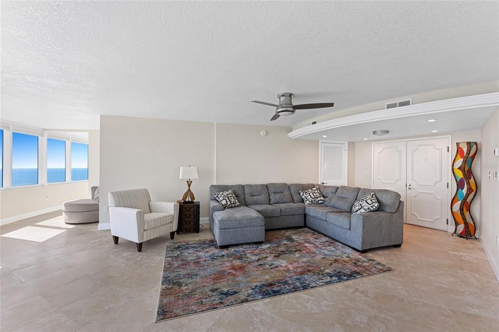 For Sale: $1,450,000 (3 beds, 4 baths, 3400 Square Feet)