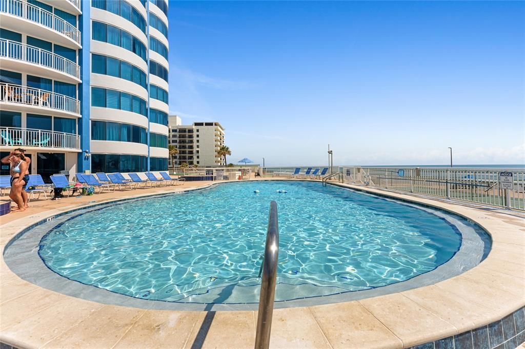 For Sale: $1,450,000 (3 beds, 4 baths, 3400 Square Feet)