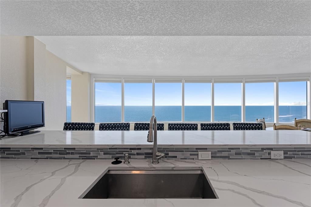 For Sale: $1,450,000 (3 beds, 4 baths, 3400 Square Feet)