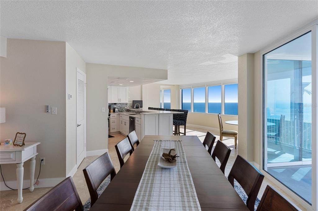 For Sale: $1,450,000 (3 beds, 4 baths, 3400 Square Feet)