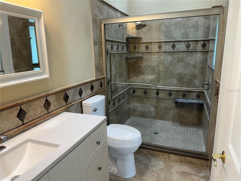 For Rent: $4,800 (4 beds, 2 baths, 2415 Square Feet)