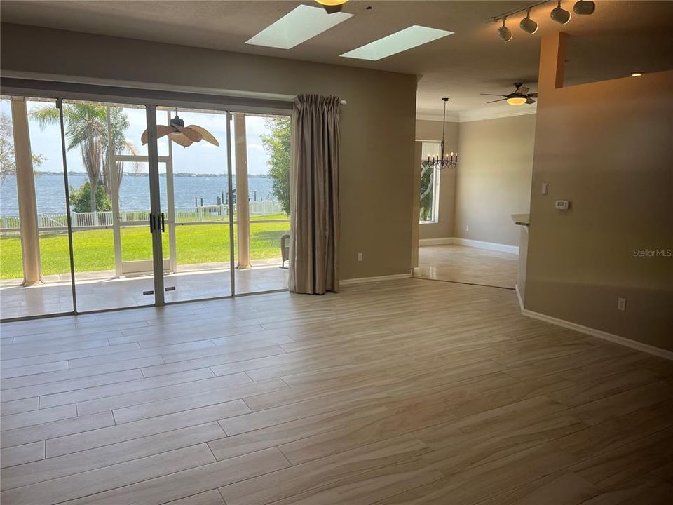 For Rent: $4,800 (4 beds, 2 baths, 2415 Square Feet)