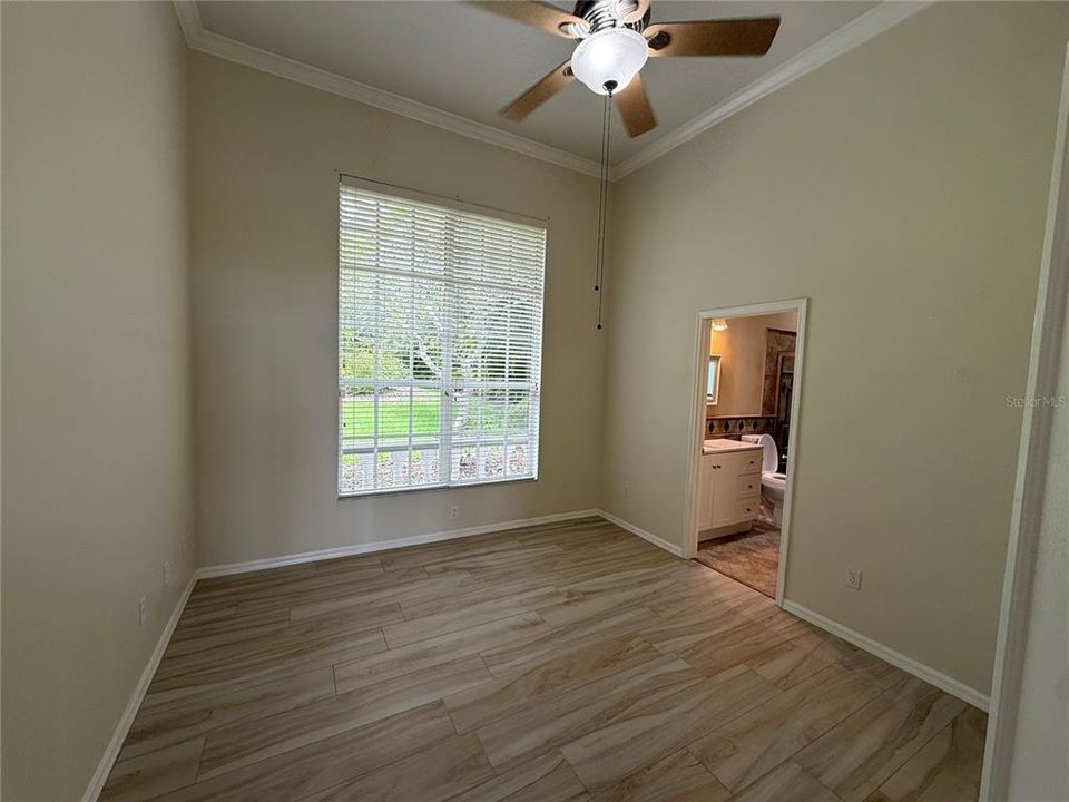 Guest bedroom 2